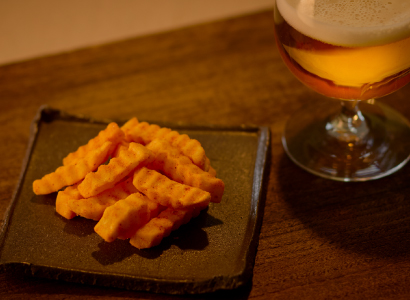 舞妓はんひぃ～ひぃ～ラー油ポテトスティック_晩酌のおともに